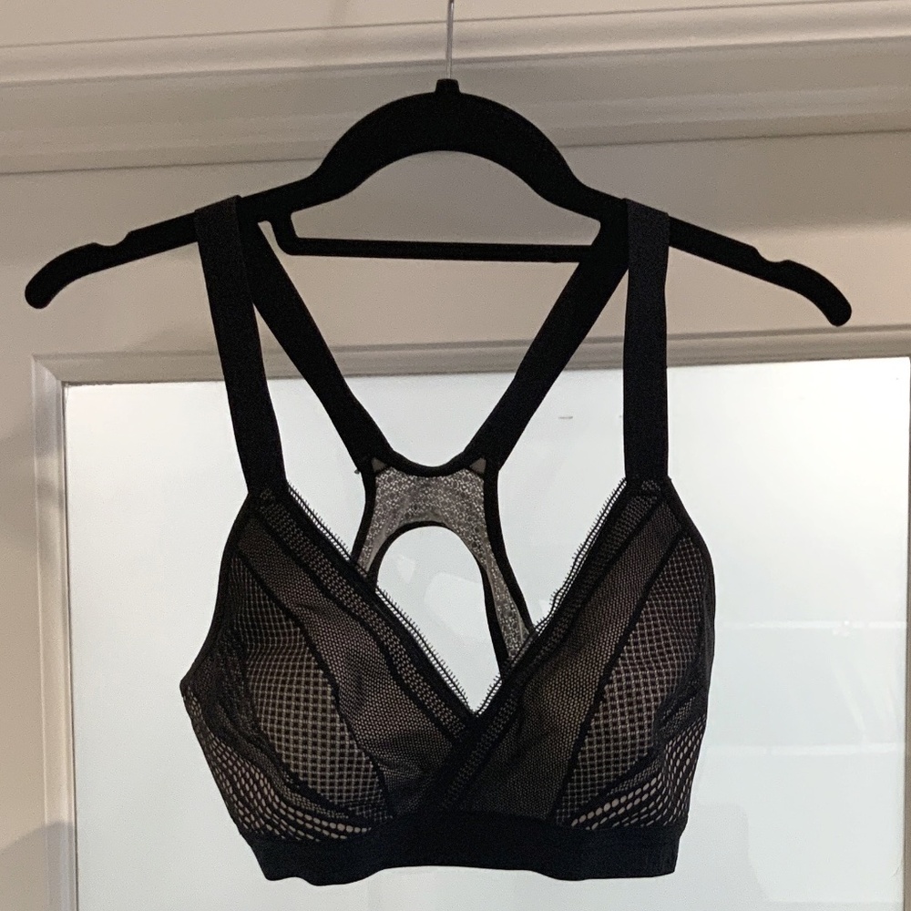 Lululemon Racer Back Lace Look Sports Bra